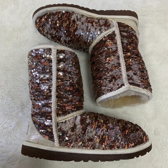 UGG 3353 Classic Short Champagne Sparkles Boots size 5 - Picture 3 of 16